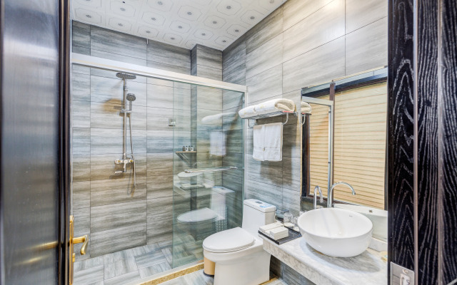 Jinan Xueyuanchang Fisherman's Residence (Xueye Lake)