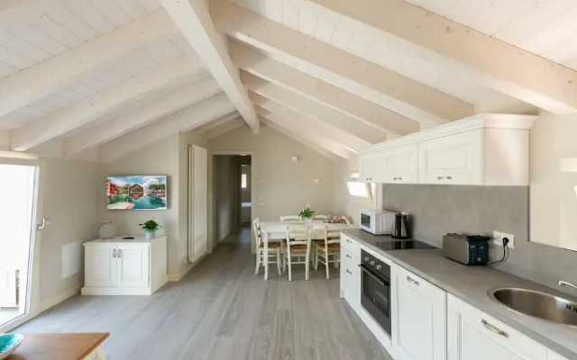 San Lorenzo Apartments