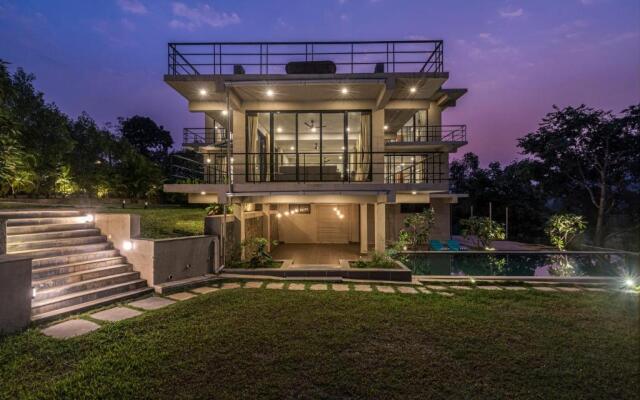 SaffronStays Mountain Aer, Karjat