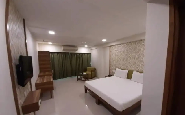 HOTEL PRUDENT - Vadodra