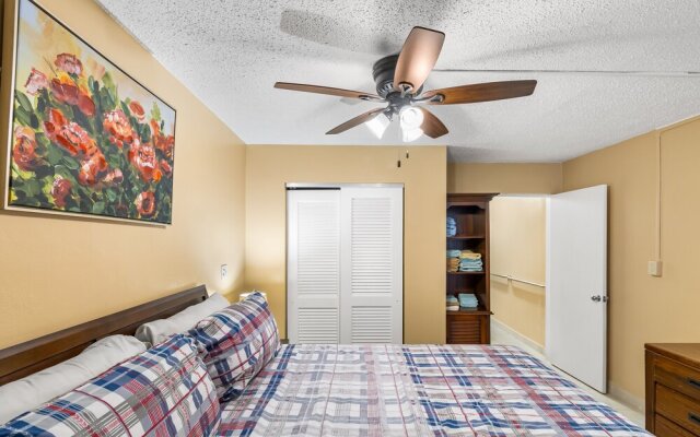 Yours For The Asking- Cozy, Caribbean, Condo 2 Bedroom Condo by RedAwning