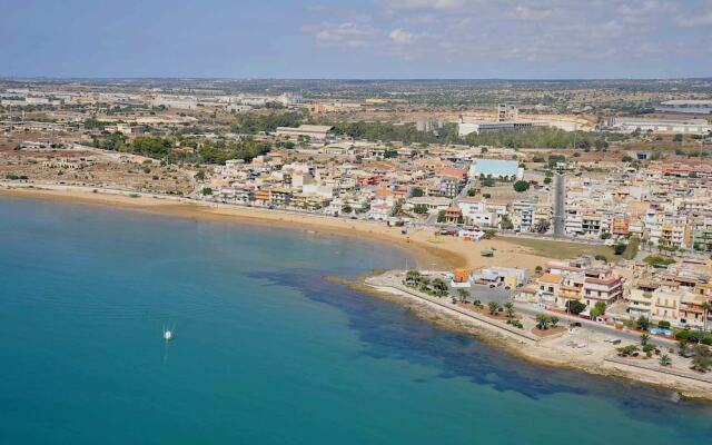 Orizzonte Casesicule, Fantastic Sea View with Balcony and Big Windows, Wi-Fi