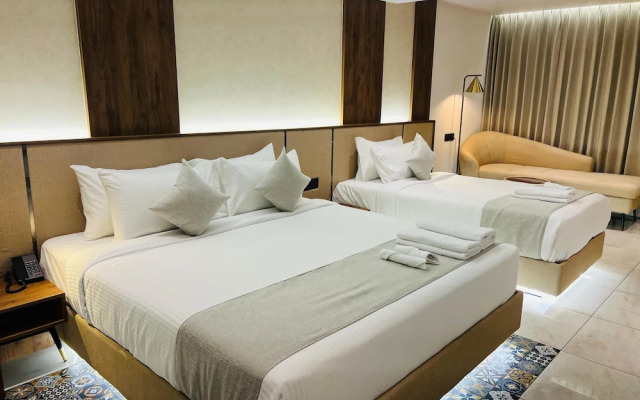 Royal Plaza Inn by RAK Rooms