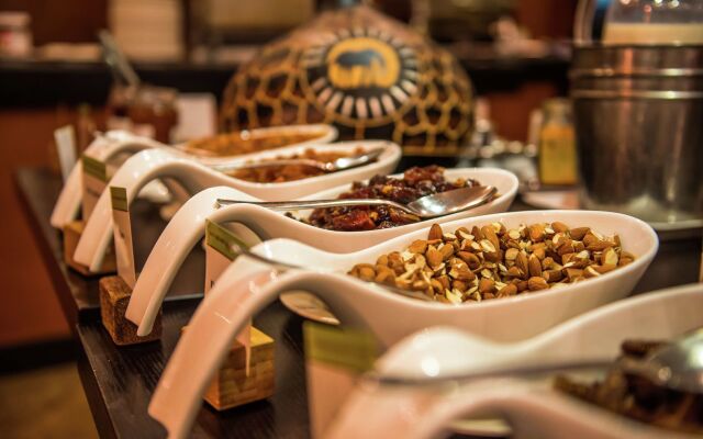 DoubleTree by Hilton Hotel Dar es Salaam - Oyster Bay