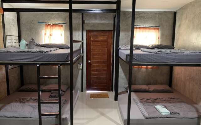 Rakchayanin Resort Koh Larn