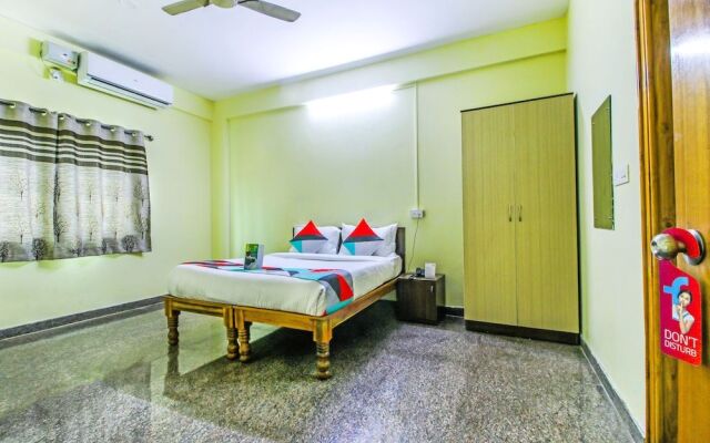 FabHotel Sree Sai Suites