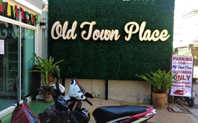 Old Town Place at 9