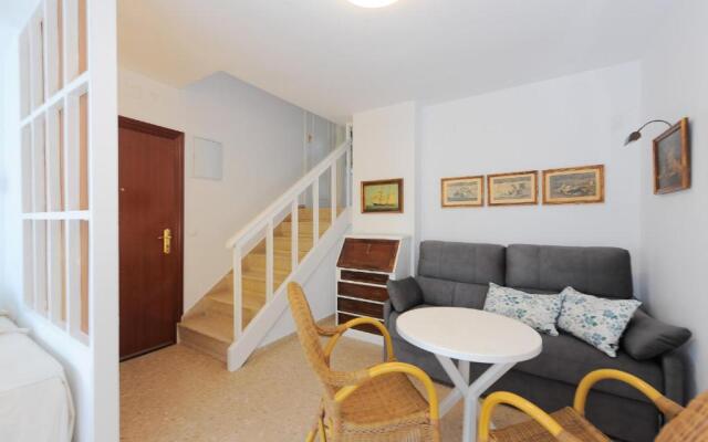Sea Views Aloha Apartment by GHR Rentals