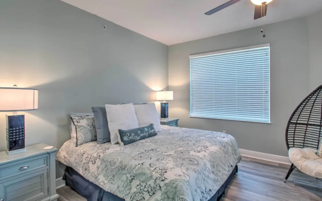 'the Beachcomber' Escape w/ Club Amenities!