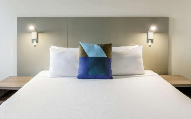 Carlton Crest Sydney