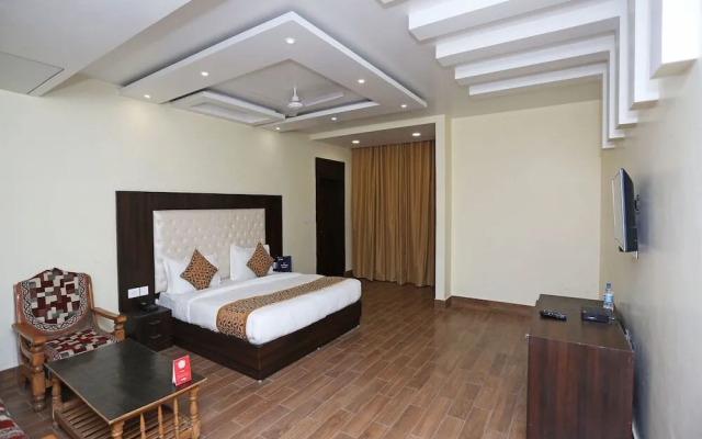 Nareshon Blue Club & Resort