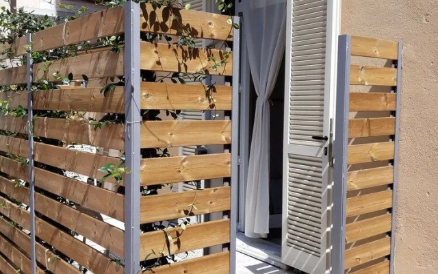 Flatty Alassio - Three Dots