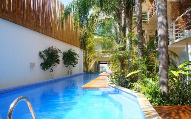 Canoeing Penthouse 3B at Downtown Playa del Carmen