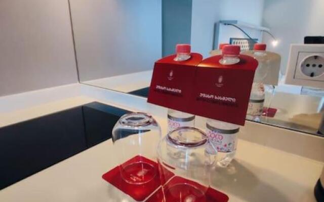 Leo Group BEST STUDIO 2326 Alliance Palace