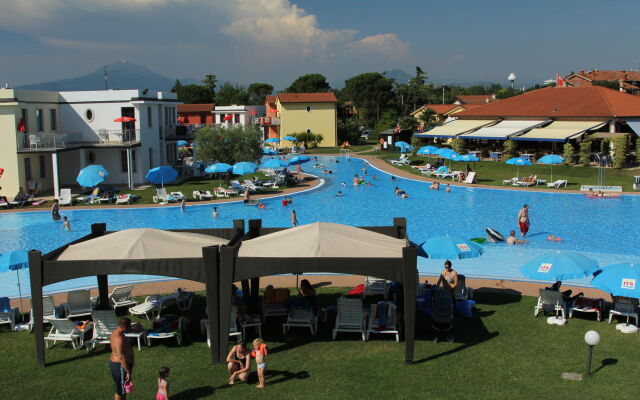 Gasparina Village