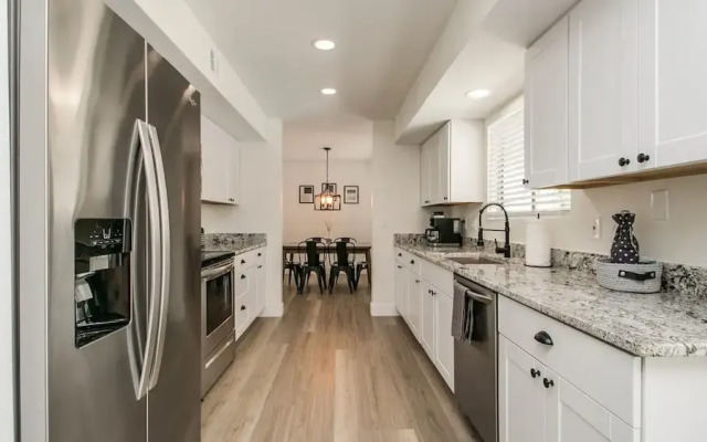Upgraded 4-bdrm Beautiful Home W/pool!