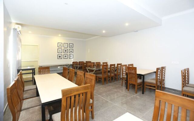 SilverKey Executive Stays 19650 Huda Star Mall