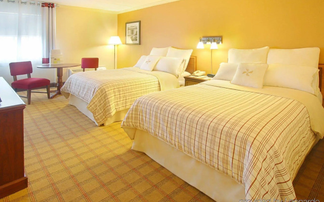 Four Points by Sheraton York