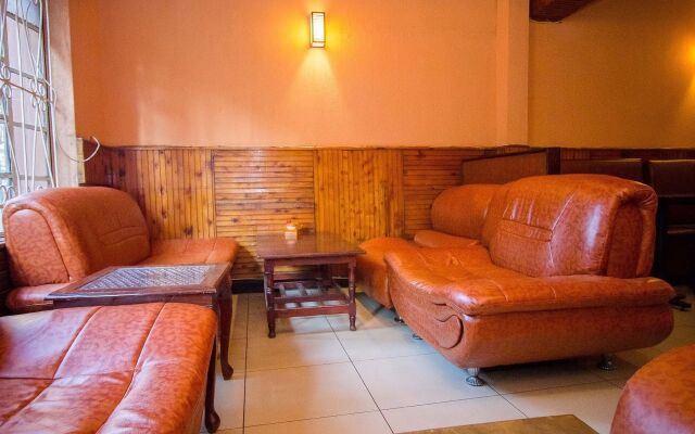 Hotel Embassy