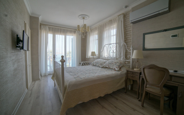 Karamela Otel