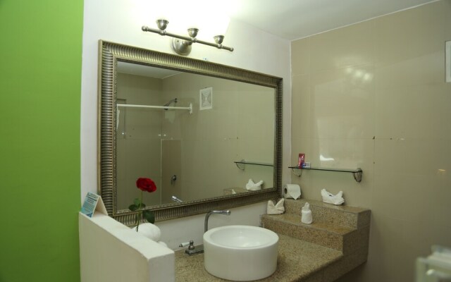 All Inclusive Bed & Beach & Fun Cancun