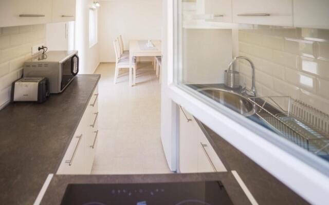 Eleven apartman house