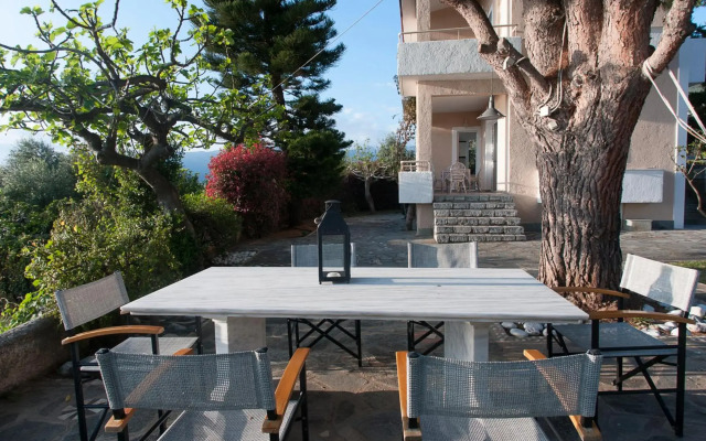 Messinian Blue SeaSide Villa