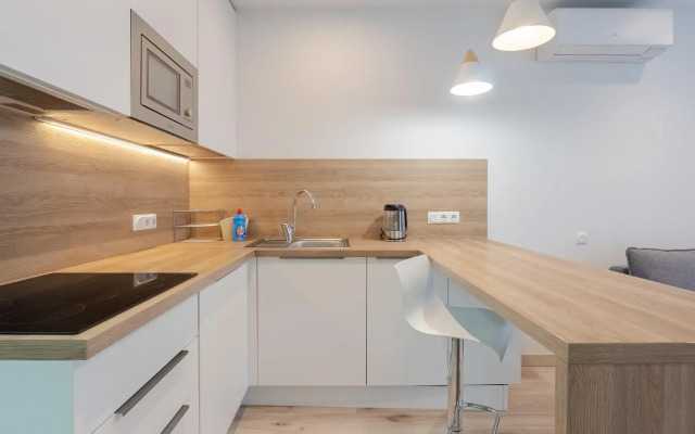 Апартаменты YЕS MARАТA (Йес Марата)