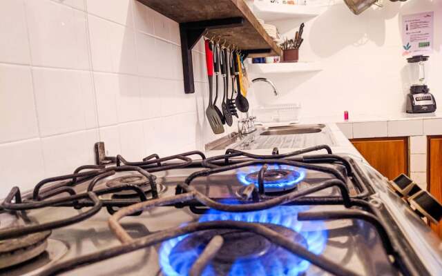 Traveler Hostel