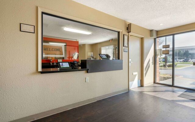 Extended Stay America Suites Tulsa Midtown