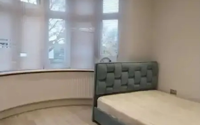 Bromley Manor - Spacious 11 Bedroom House