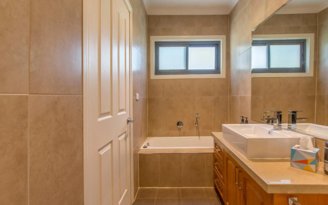 Alfies on Albert Daylesford