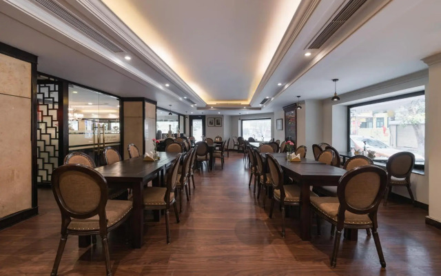 La Passion Classic Hotel