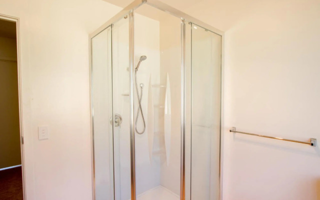 Tapu Bay Treasure - Kaiteriteri Holiday Home