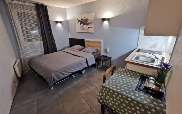 Appart Hotel La Defense