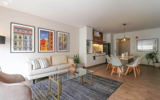 w Lively 2BR in the Heart of Miraflores