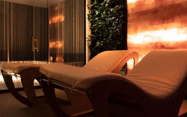 Moncafe Boutique Hotel  SPA