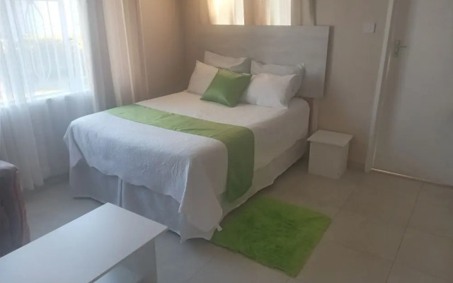 Tingompela Guest House