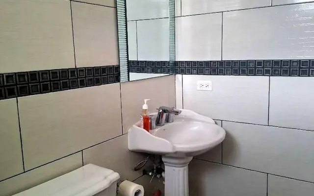 Spacious, Renovated, 2Hb in Style and With Pool