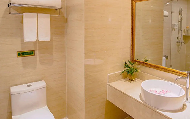 Vienna Hotel Dalian Xinkai Road