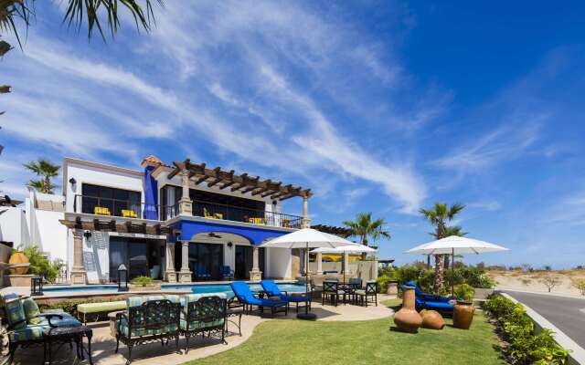Hacienda Encantada Resort & Residences