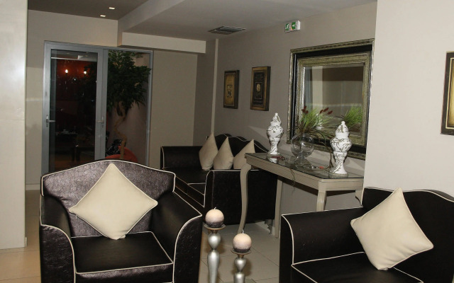 Areos Hotel