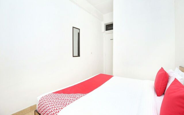 OYO 13365 Hotel Teg Royal