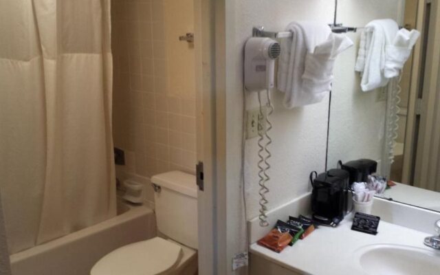 Vista Inn and Suites Tampa