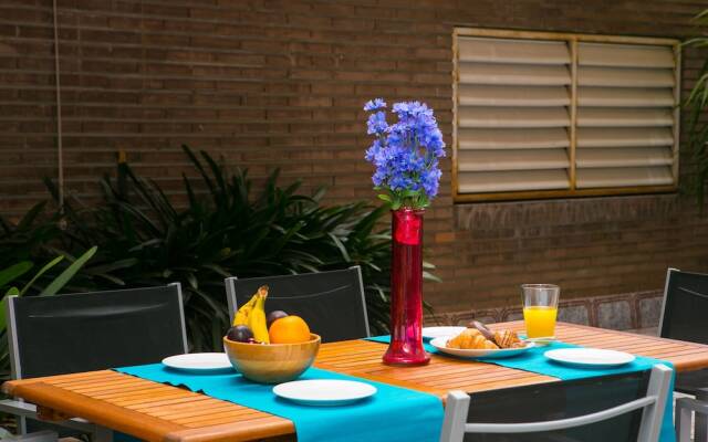 Apartment With Large And Private Terrace