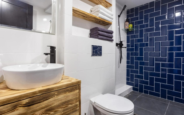 Two level apartment for 5