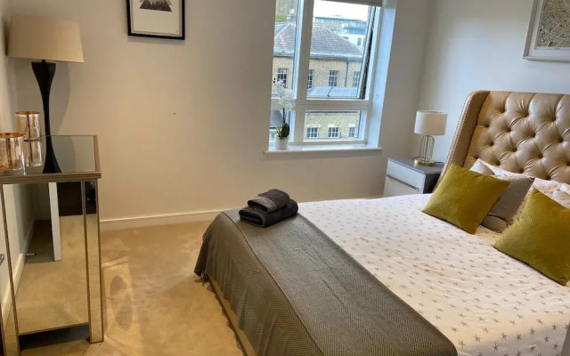Blissful one bed Near the River