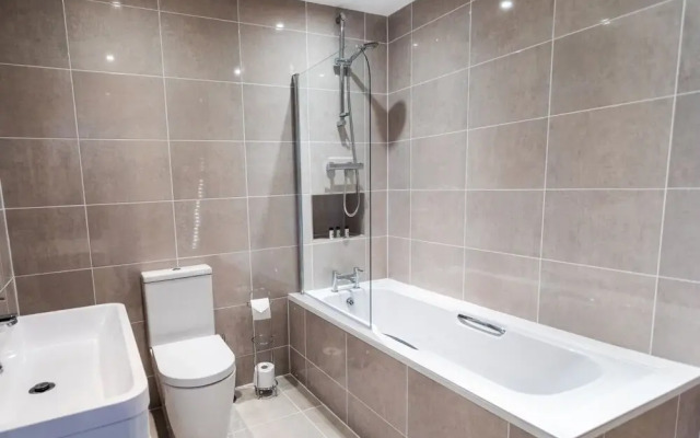 Suite Life Serviced Apartments