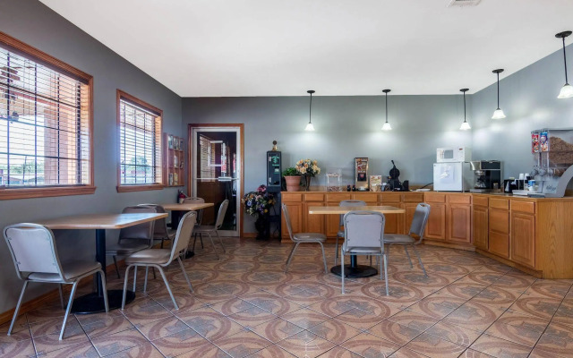 Broken Bow Inn and RV Park