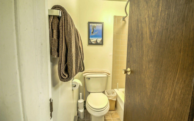 Hillsider by Retreatia